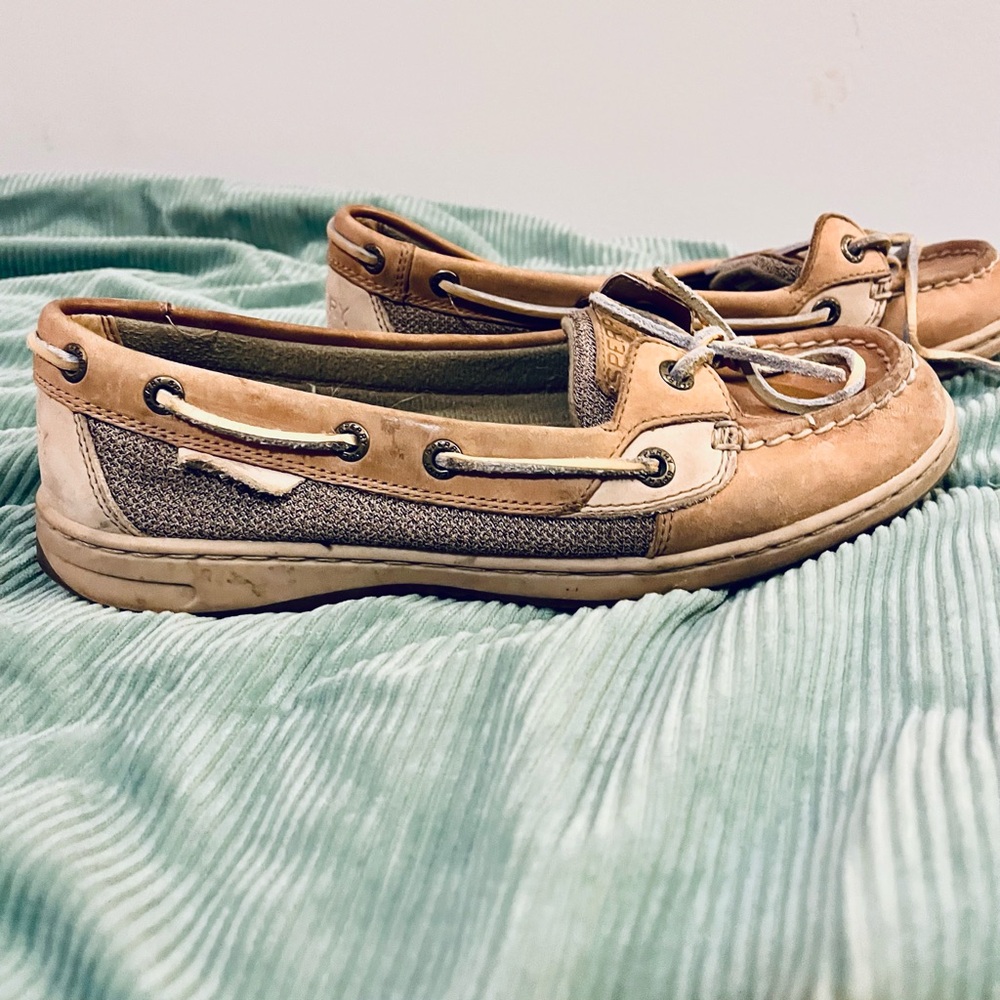 Sperry Women’s Angelfish Boat Shoe - sz 8 - great condition - Picture 2 of 10